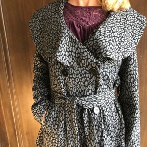 Silli Smith - Gray & Black Flair Jacket (Size 2)